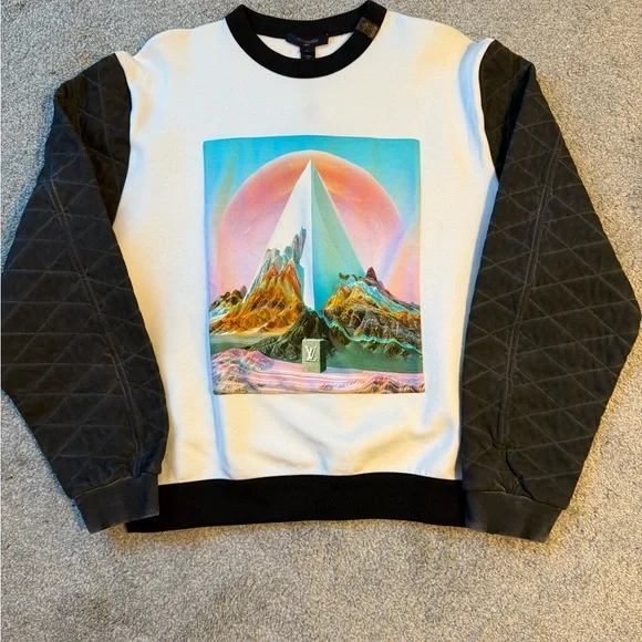 Authentic Louis Vuitton Rainbow Mountain Sweater - Picture 2 of 4
